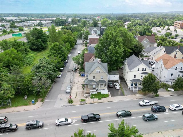 828 cranston Street, Cranston, RI 02920