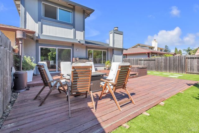 4820 Greenridge Ct, Fairfield, CA 94534