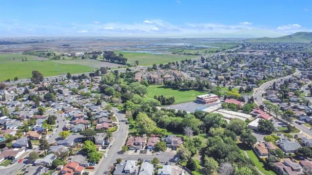 4820 Greenridge Ct, Fairfield, CA 94534