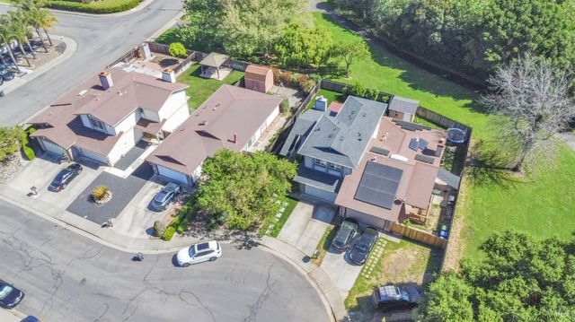 4820 Greenridge Ct, Fairfield, CA 94534