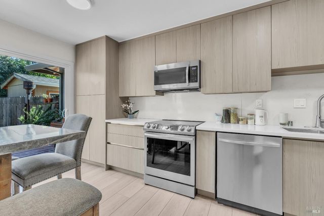 4820 Greenridge Ct, Fairfield, CA 94534