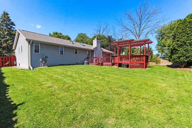 213 BROADVIEW DRIVE, Green Bay, WI 54301