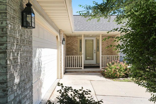 213 BROADVIEW DRIVE, Green Bay, WI 54301