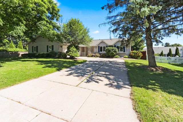 213 BROADVIEW DRIVE, Green Bay, WI 54301