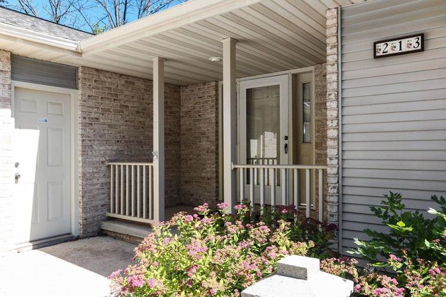 213 BROADVIEW DRIVE, Green Bay, WI 54301