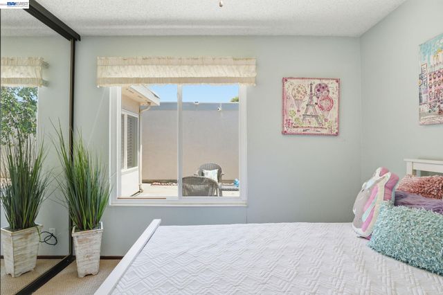 36719 Port Tidewood St, Newark, CA 94560