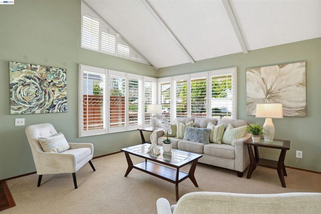 36719 Port Tidewood St, Newark, CA 94560