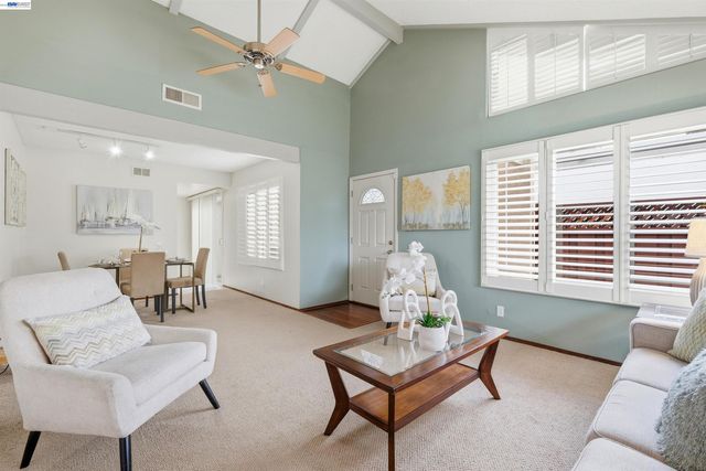 36719 Port Tidewood St, Newark, CA 94560
