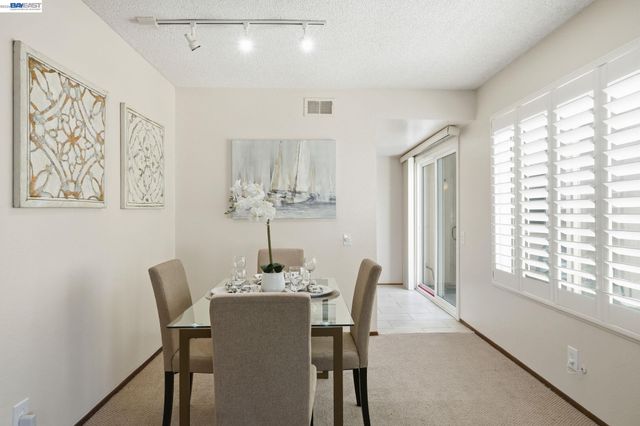 36719 Port Tidewood St, Newark, CA 94560