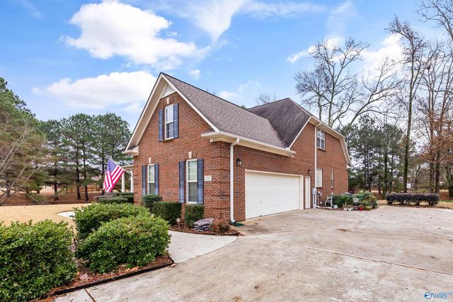 237 Riverwalk Trail, New Market, AL 35761