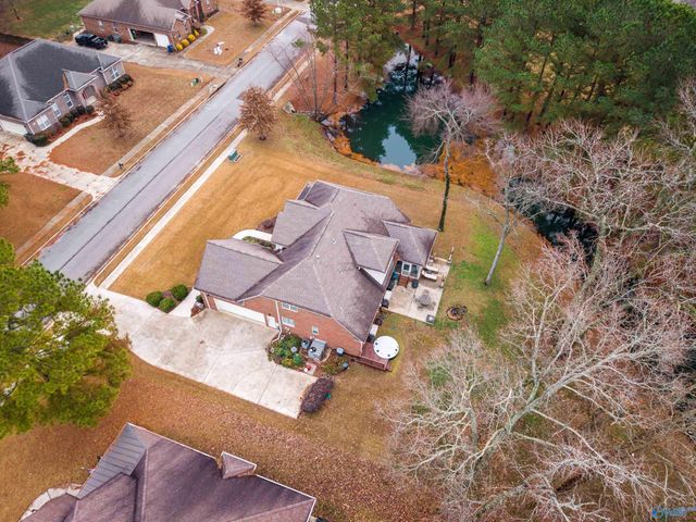 237 Riverwalk Trail, New Market, AL 35761