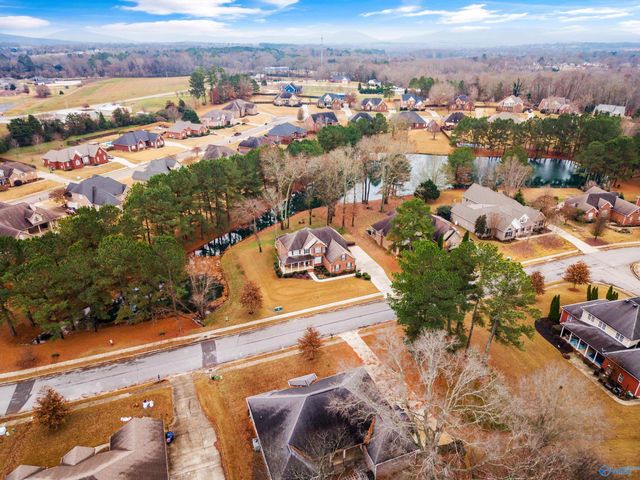 237 Riverwalk Trail, New Market, AL 35761