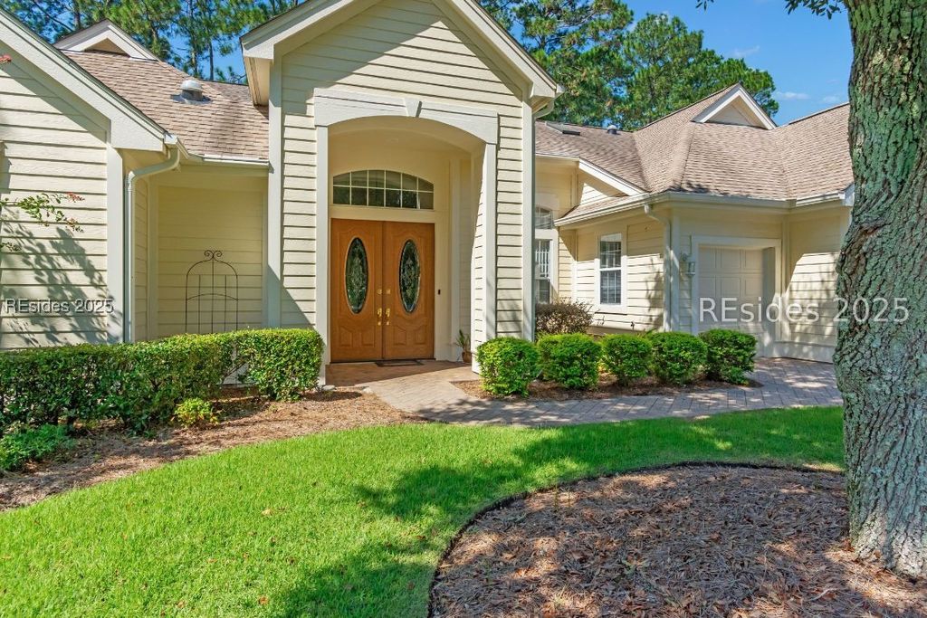 125 Robert E Lee Ln, Bluffton, SC 29909