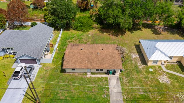 333 SW Lucero Drive, Port St. Lucie, Port St Lucie, FL 34983