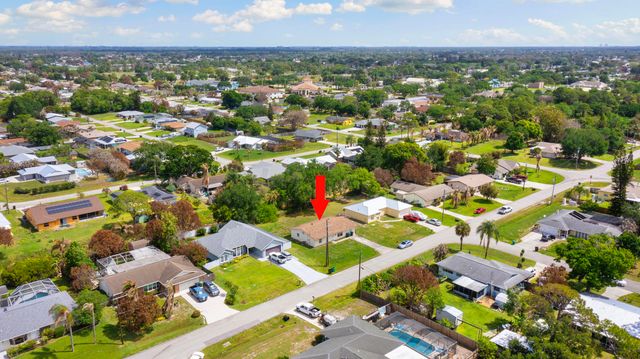 333 SW Lucero Drive, Port St. Lucie, Port St Lucie, FL 34983