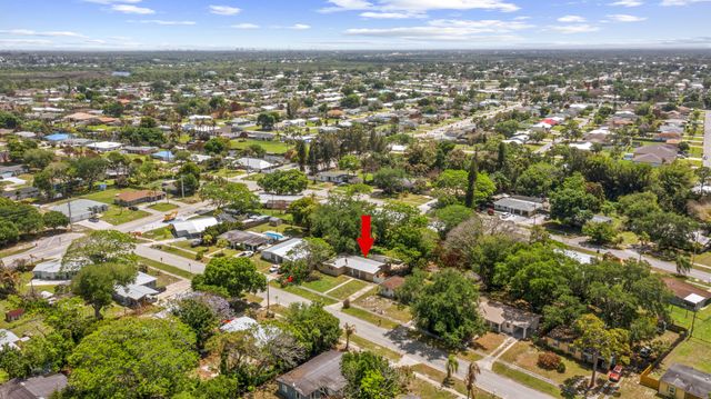 333 SW Lucero Drive, Port St. Lucie, Port St Lucie, FL 34983