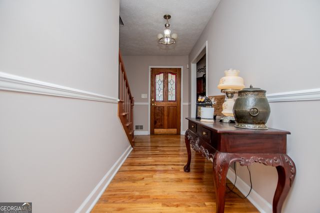 4049 Roy Court, Douglasville, GA 30135