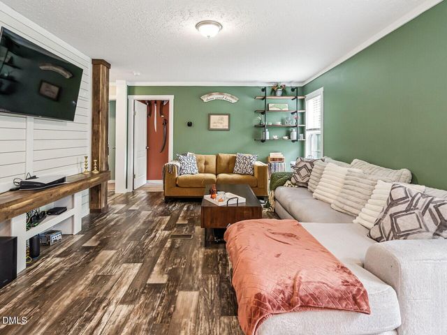 979 Natchez Trace Trace, Fuquay Varina, NC 27526
