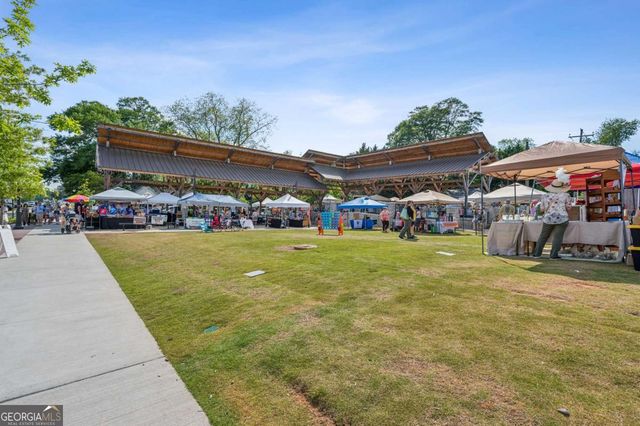 5552 Keswick Drive 45, Flowery Branch, GA 30542