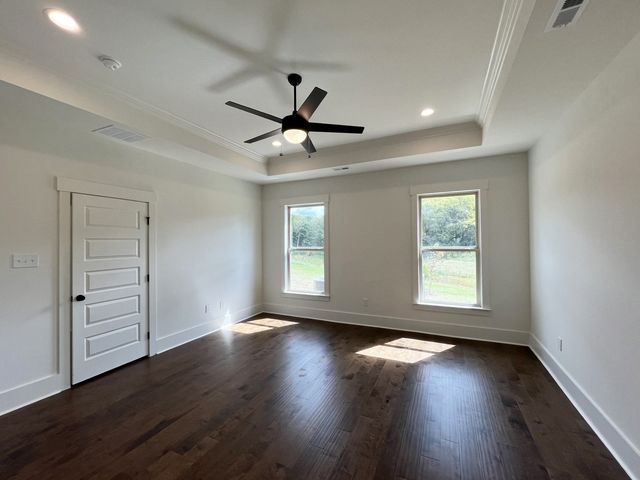 8802 Turnbull Dr, Pleasant View, TN 37146