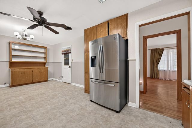 1008 Bernard Avenue, Rosenberg, TX 77471