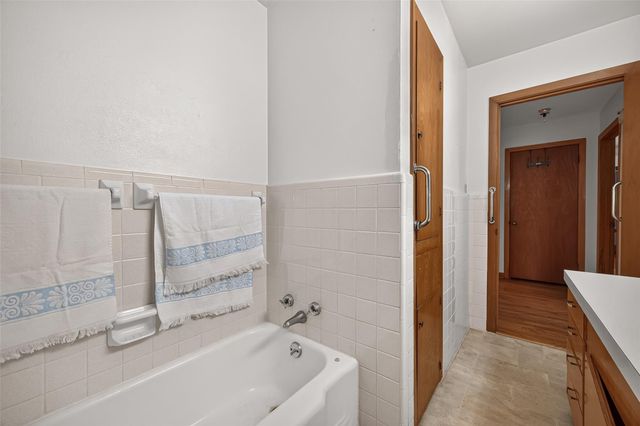 1008 Bernard Avenue, Rosenberg, TX 77471