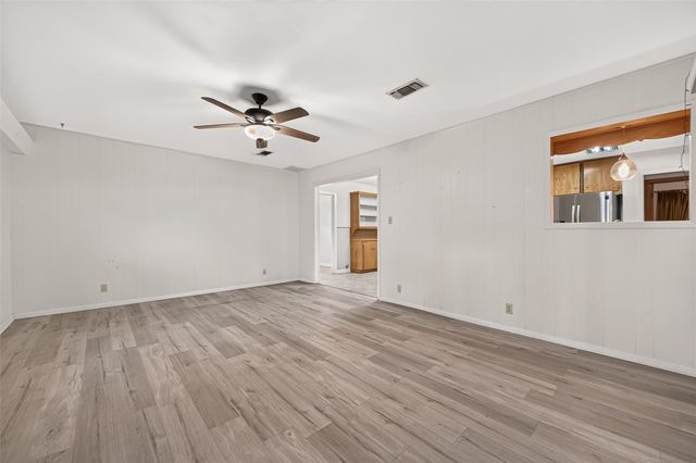 1008 Bernard Avenue, Rosenberg, TX 77471