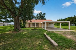 1008 Bernard Avenue, Rosenberg, TX 77471