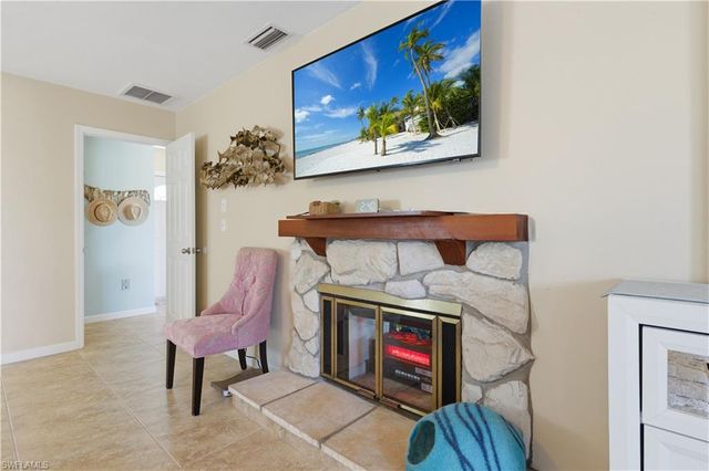 4145 SW 5th PL, Cape Coral, FL 33914