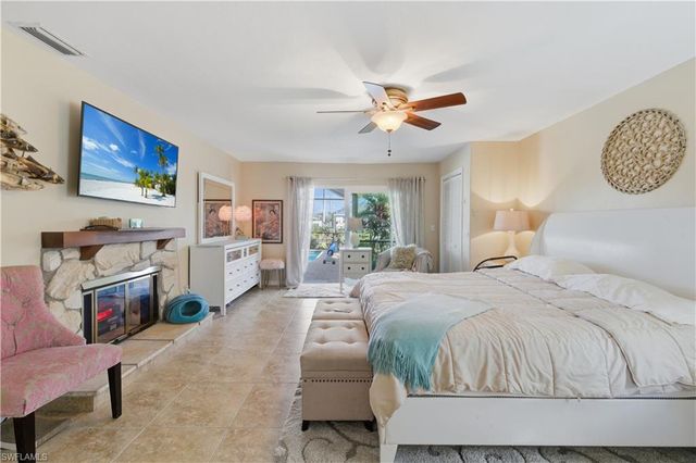 4145 SW 5th PL, Cape Coral, FL 33914