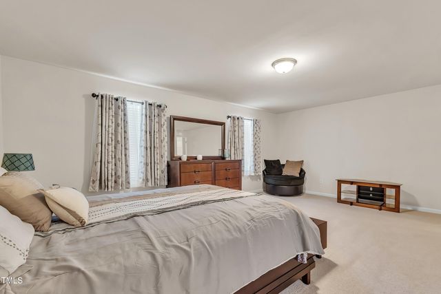 316 Vintage Holly Drive, Durham, NC 27703