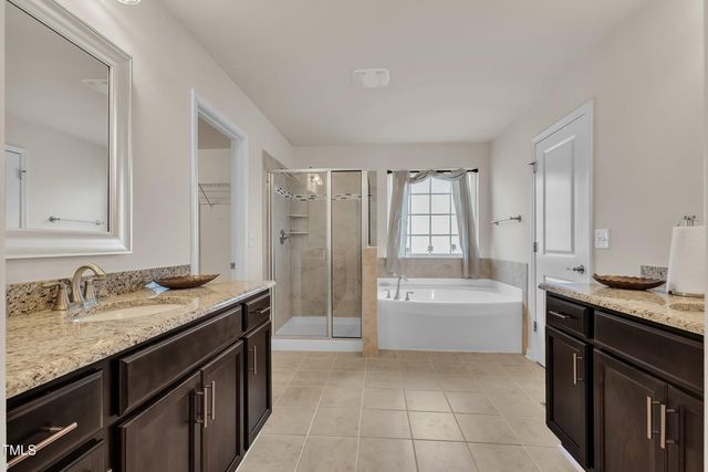 316 Vintage Holly Drive, Durham, NC 27703