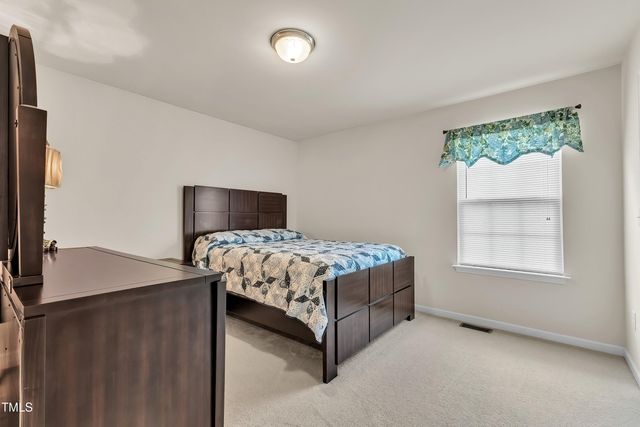 316 Vintage Holly Drive, Durham, NC 27703