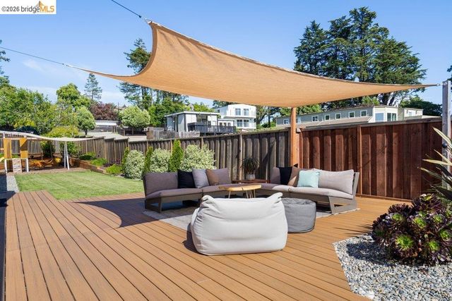 8618 Edgehill Court, El Cerrito, CA 94530