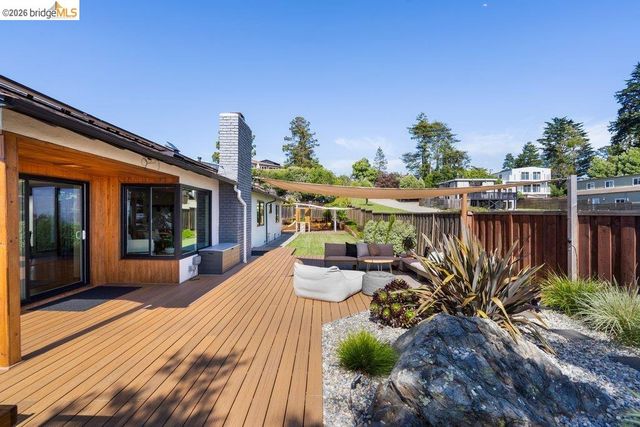 8618 Edgehill Court, El Cerrito, CA 94530