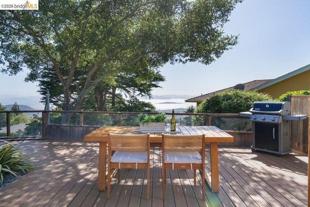 8618 Edgehill Court, El Cerrito, CA 94530