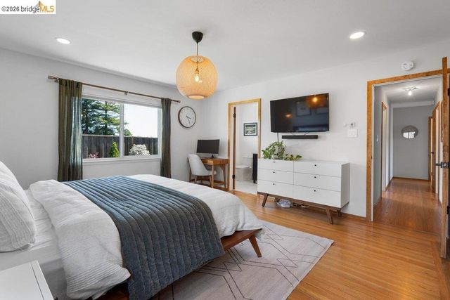 8618 Edgehill Court, El Cerrito, CA 94530