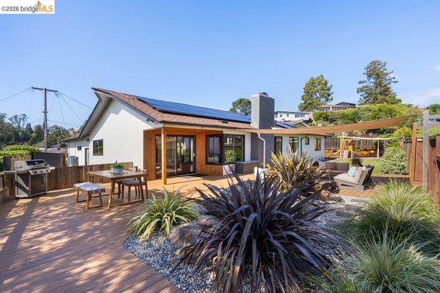 8618 Edgehill Court, El Cerrito, CA 94530