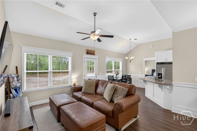 73 Taylor's Creek Spur, Ludowici, GA 31316