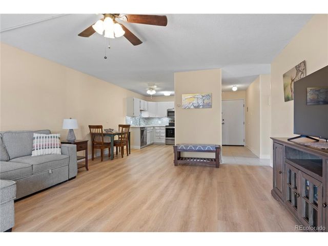 3022 S Wheeling Way 207-311, Aurora, CO 80014