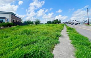 2023 5th Street, Stafford, TX 77477