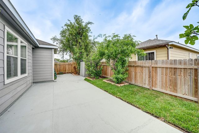 4039 Mossy Spring Lane, Spring, TX 77388