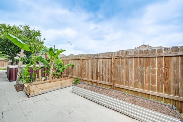 4039 Mossy Spring Lane, Spring, TX 77388