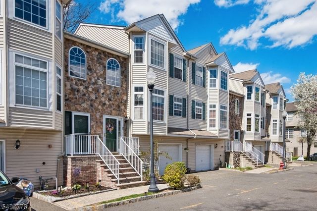 1166 New Brunswick Ave 404, Rahway City, NJ 07065