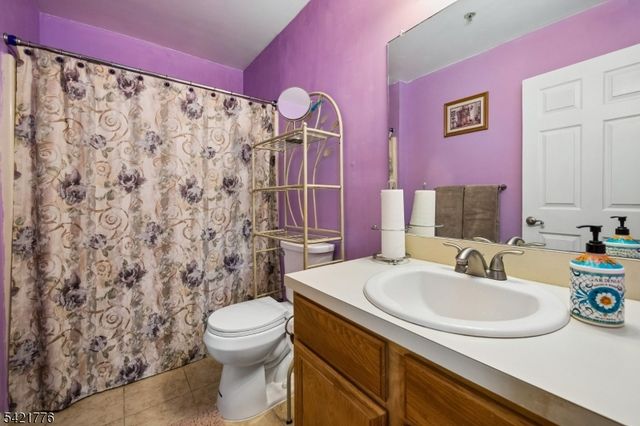 1166 New Brunswick Ave 404, Rahway City, NJ 07065