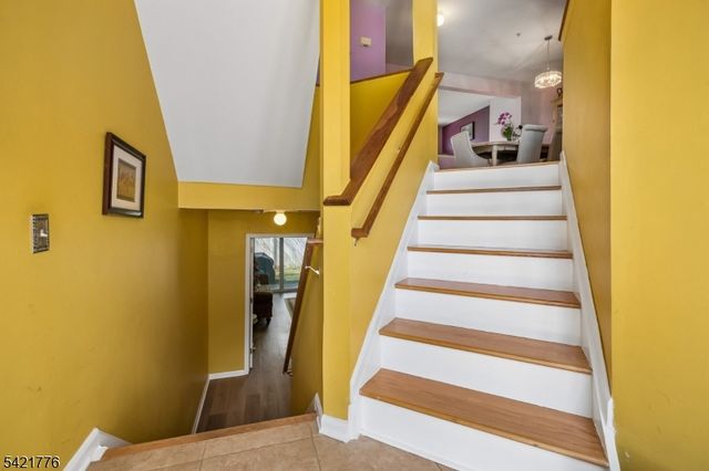 1166 New Brunswick Ave 404, Rahway City, NJ 07065