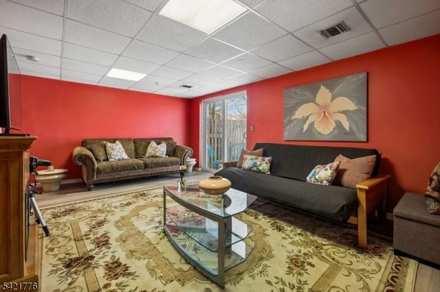 1166 New Brunswick Ave 404, Rahway City, NJ 07065