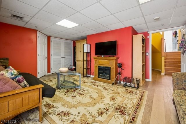 1166 New Brunswick Ave 404, Rahway City, NJ 07065