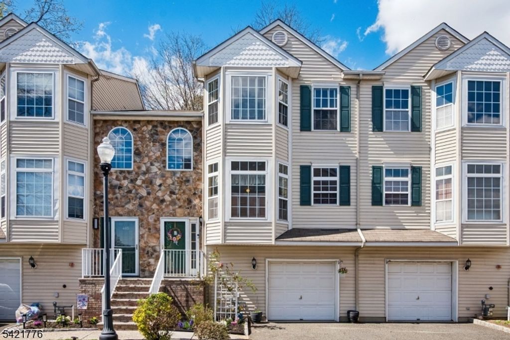 1166 New Brunswick Ave 404, Rahway City, NJ 07065