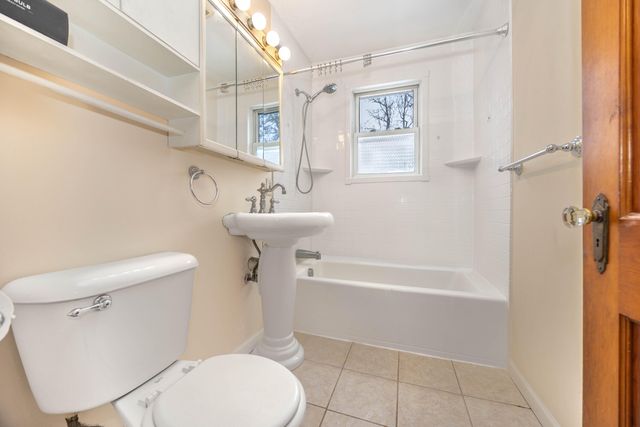 1375 Baker Road, Dexter, MI 48130